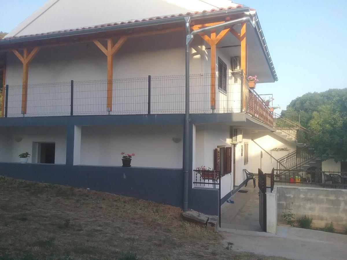 Milda+M Apartment Skradin Exterior photo